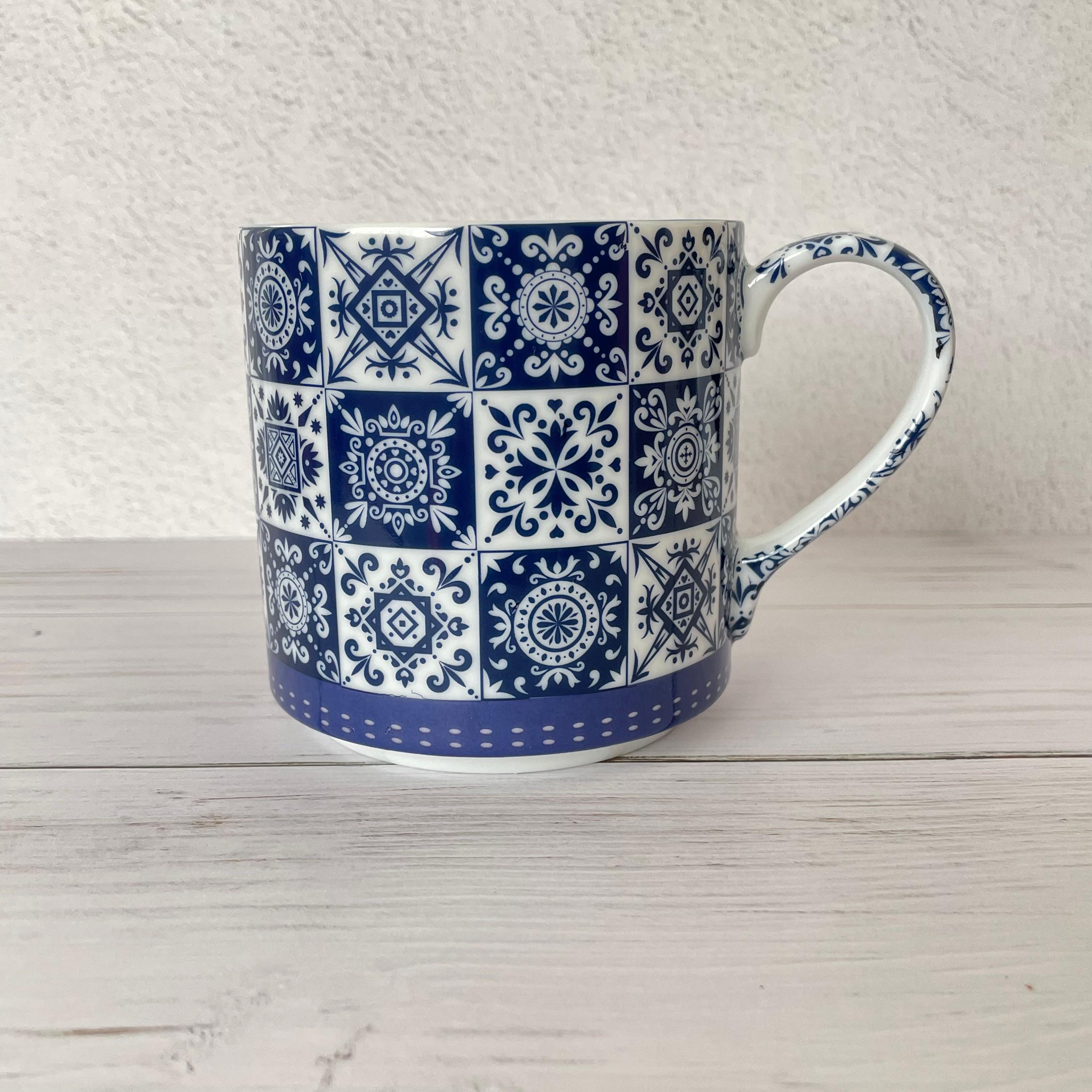【新作】北欧デザイン　ブルー軽量マグカップ