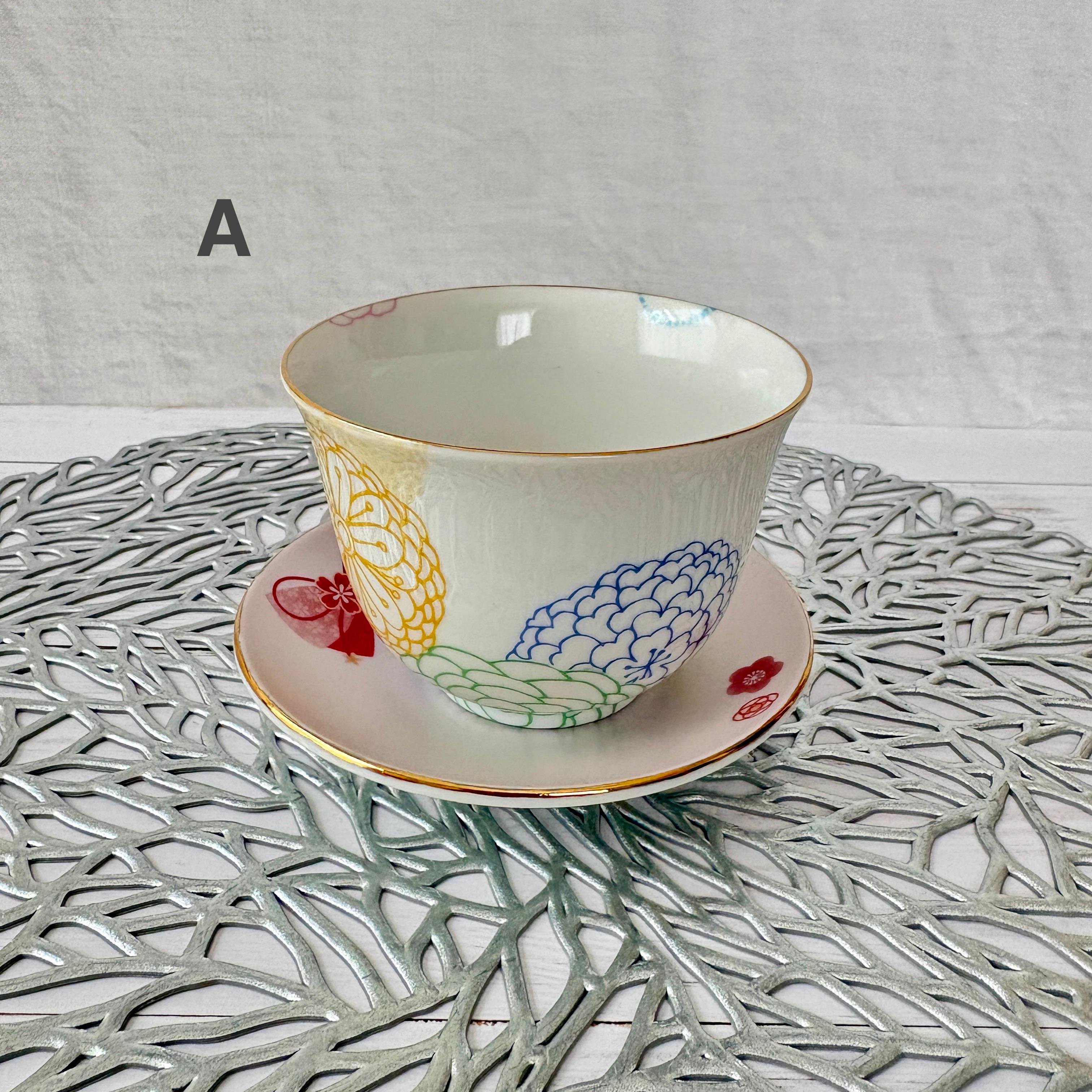 新年を彩る和柄湯呑み(茶托付き)A1枚目の画像